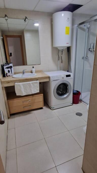 Appartement Con Terraza 1b02 En La Playa De Vera. *